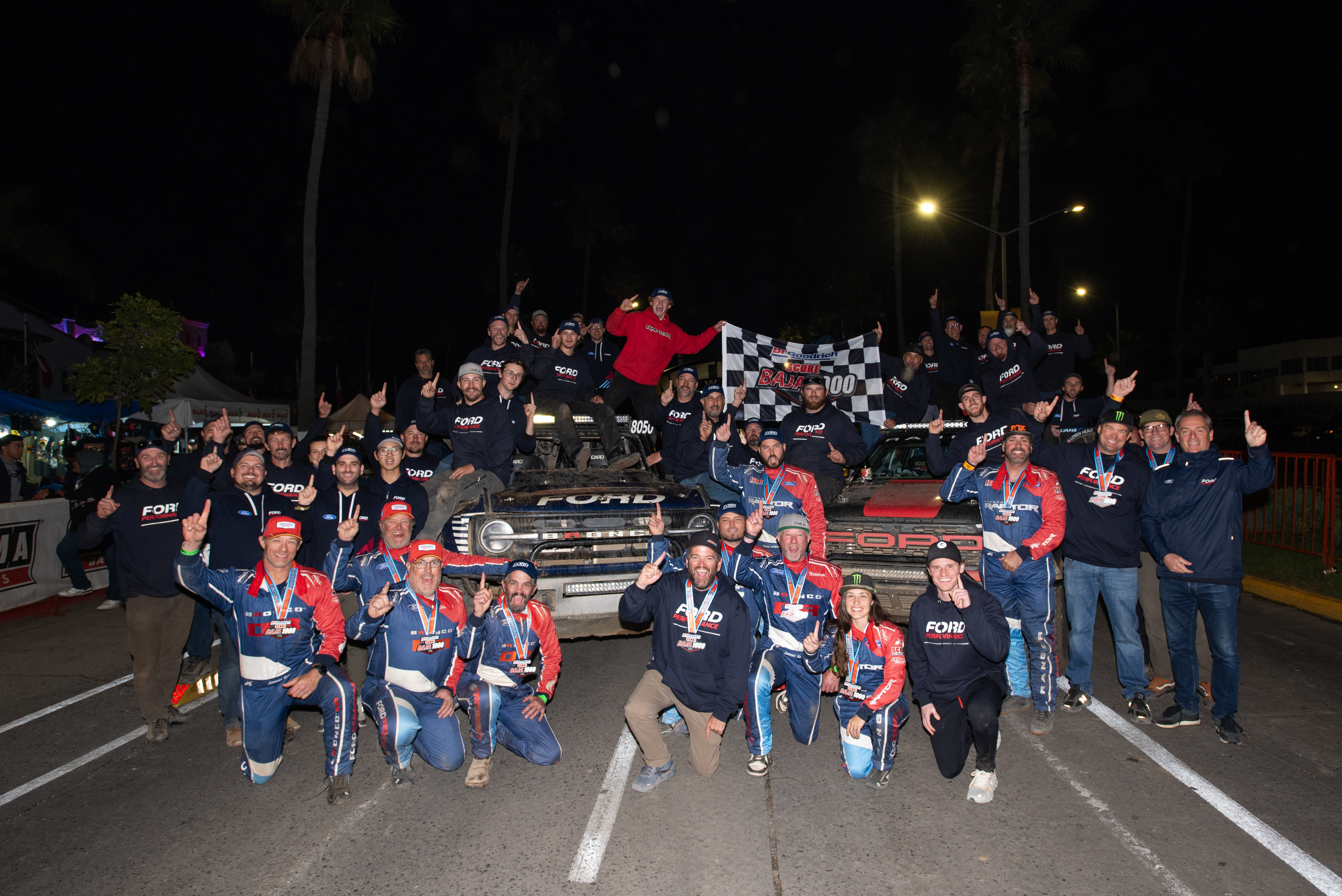 In the heart of Baja California, where the desert becomes the ultimate rival, Ford Performance celebrated an extraordinary achievement: a two-truck victory in the 2024 Baja 1000. The Bronco DR and Ford Ranger Raptor emerged triumphant after navigating hundreds of miles of brutal terrain, proving their strength in one of the toughest races on Earth.